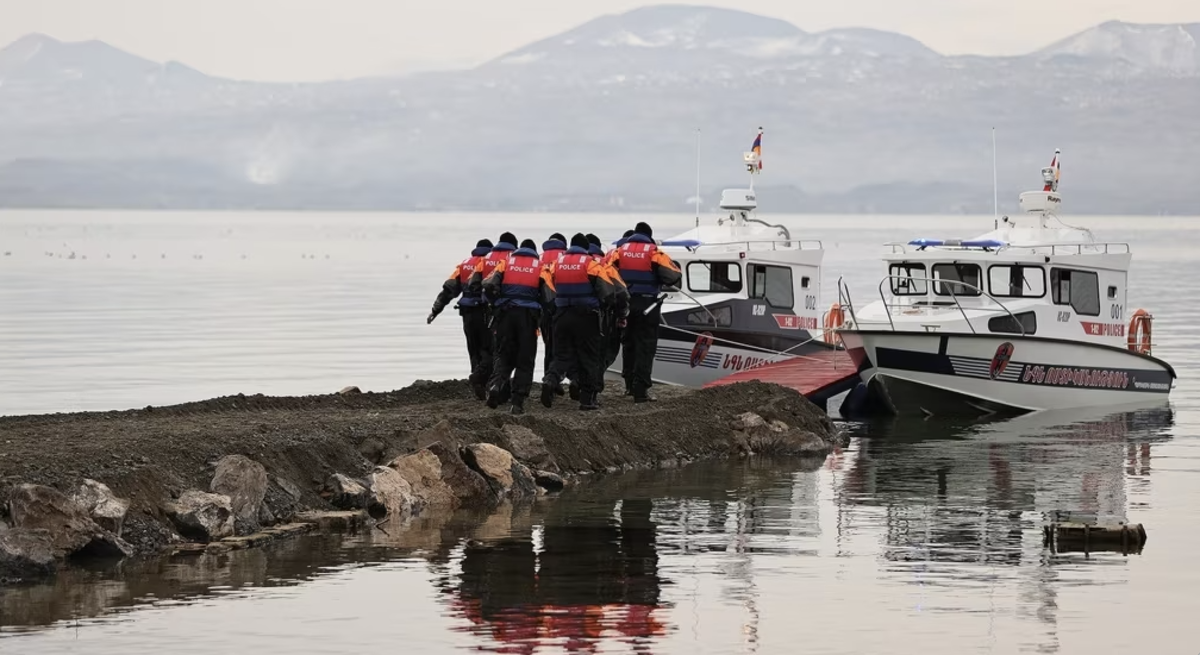 Sevan Gölü’nde av yasağına karşı kitlesel eylem